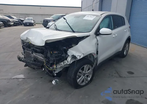 2017 Kia Sportage Lx z USA, uszkodzony, nr VIN KNDPM3AC2H7050012
